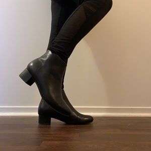Clarks Black Ankle Boots Size 6.5